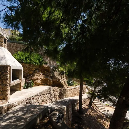 Lägenhet Plavac Mali-2 By Interhome Potomje